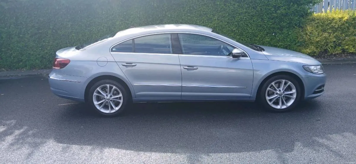 2012 volkswagen passat CC automatic - Image 2