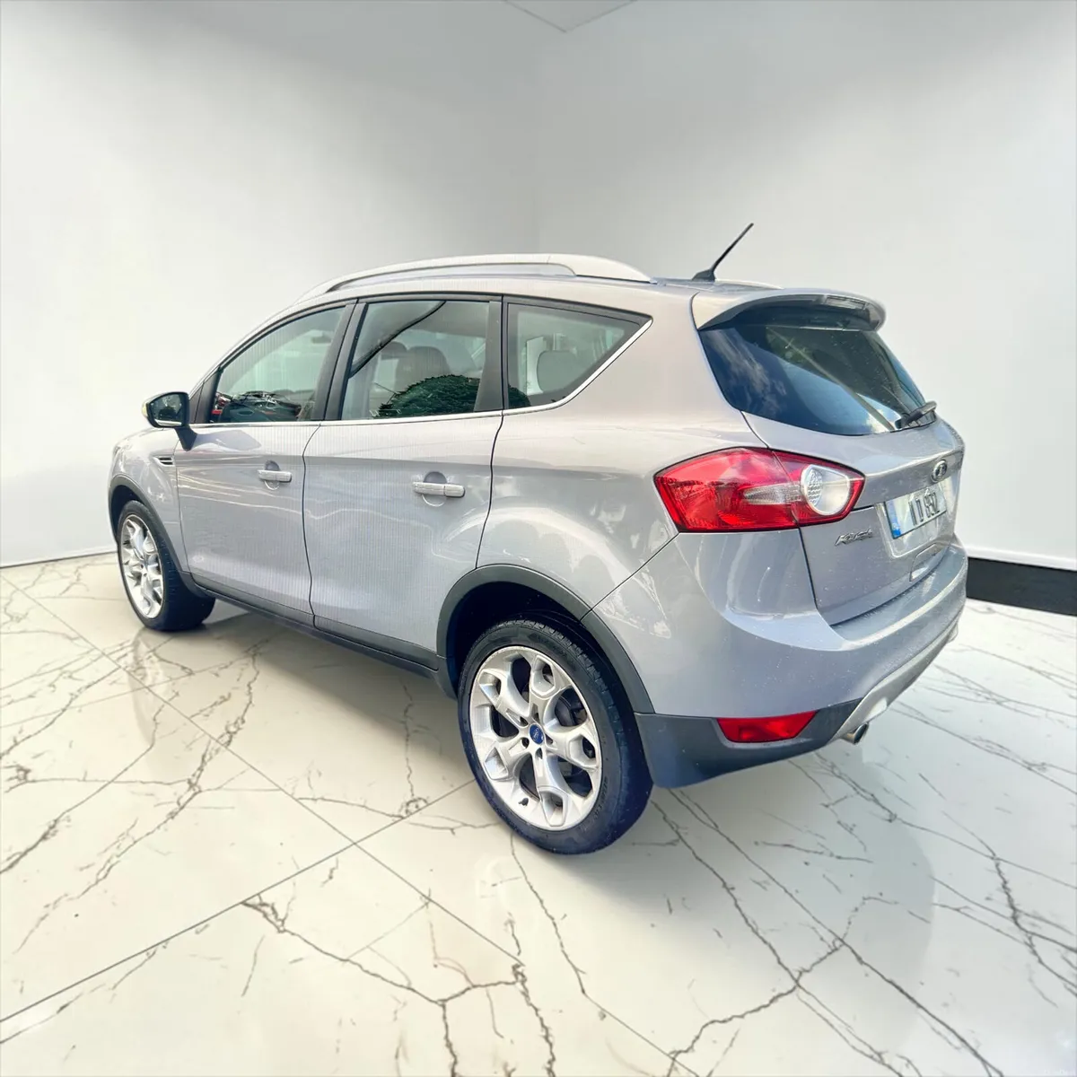 2011 Ford Kuga2.0TDCI 140PS Zetec - Image 4