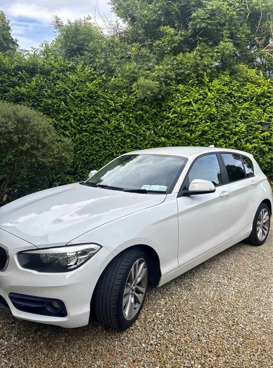 BMW 1 Series Sport - Image 4