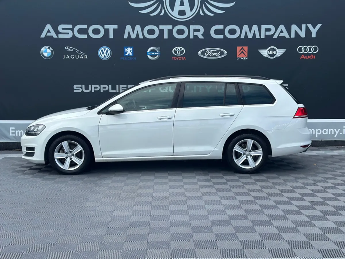 Volkswagen Golf 1.2 L Petrol, Auto - Image 5