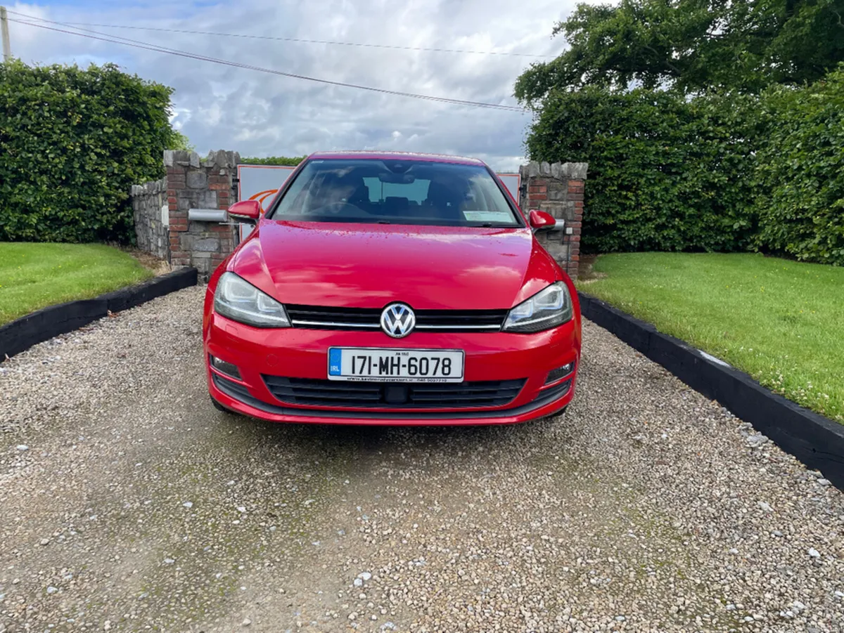Volkswagen Golf 1.2 TSI COMFORT LINE DSG AUTO - Image 2