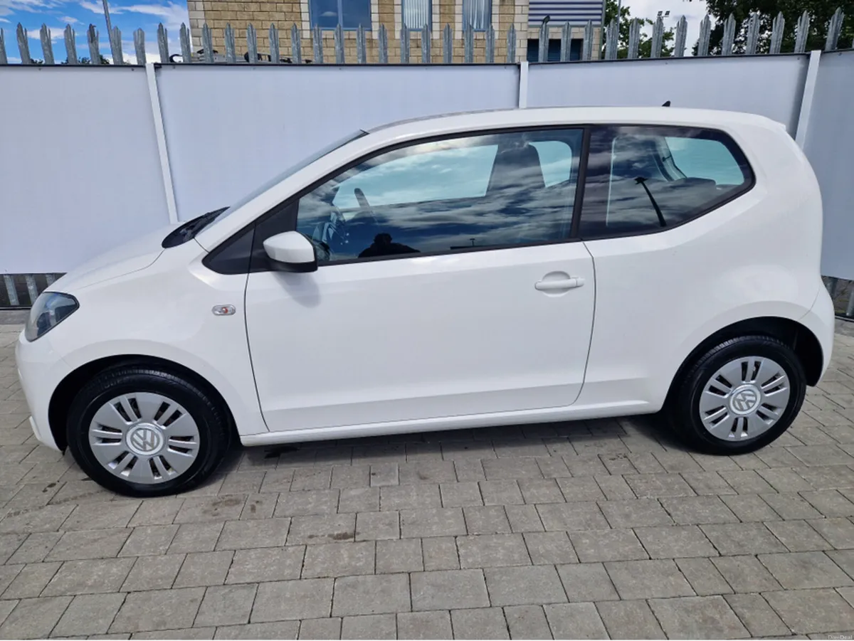 Volkswagen up! 1.0 PETROL AUTO - Image 6