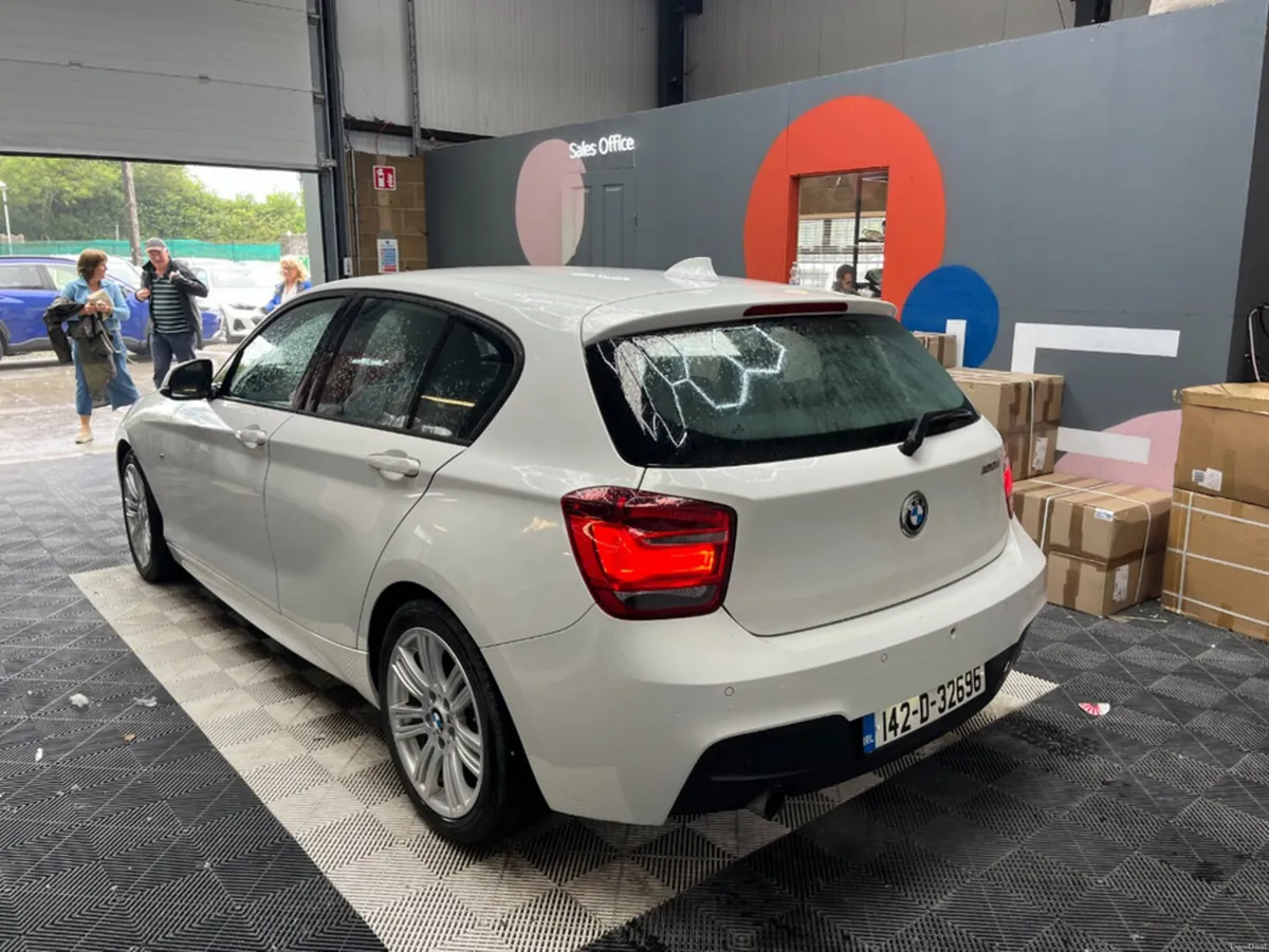 BMW 1-Series 2014 BMW 120I M-SPORT 1.6 AUTOMATIC / - Image 4