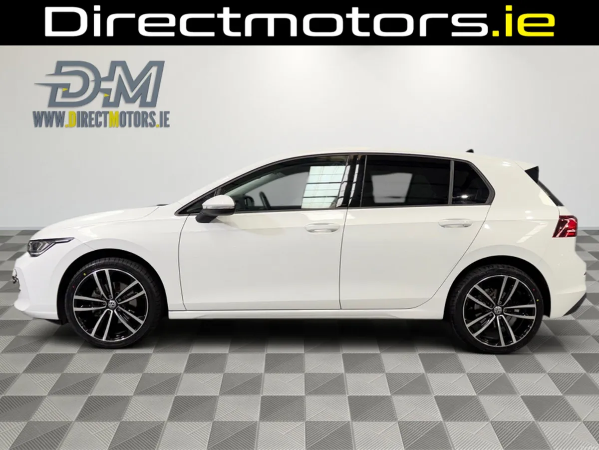 Volkswagen Golf LAUNCH EDITION 1.5 TSI 115HP - Image 4