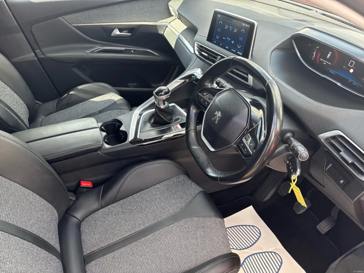Peugeot 3008 ALLURE 1.5 BLUE HDI 130 6 6.2 4DR - Image 6