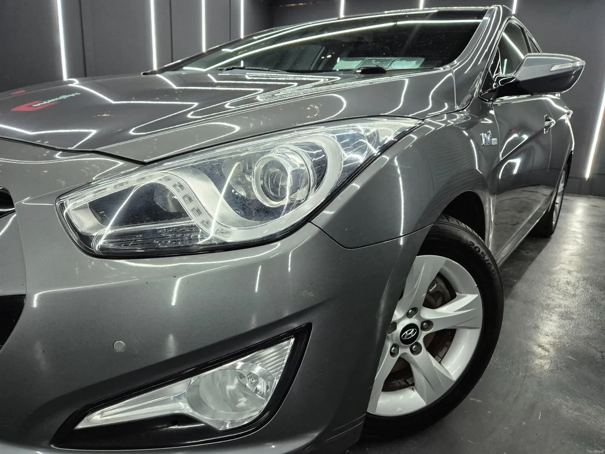 Hyundai i40 2014 - Image 2