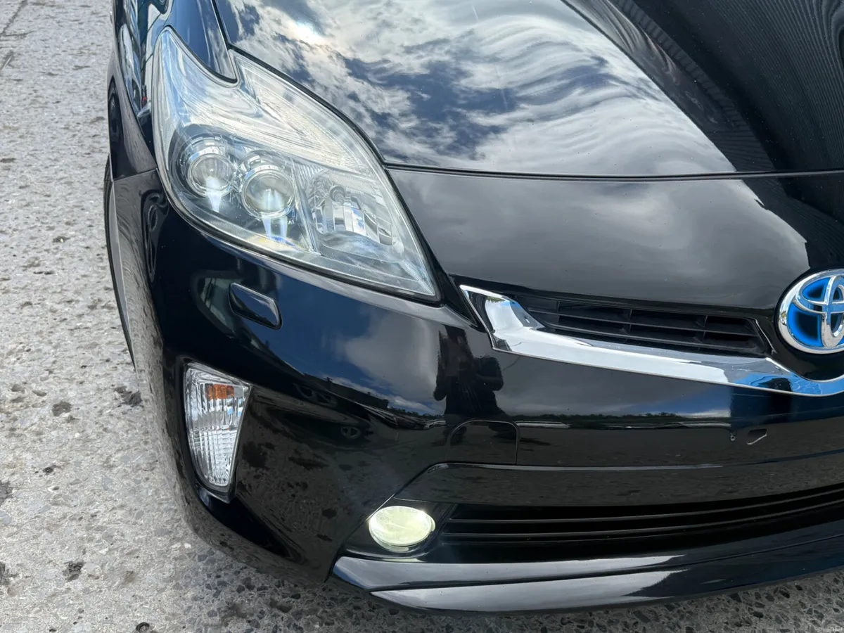 2015 TOYOTA PRIUS HYBRID AUTOMATIC/ S tune - Image 6