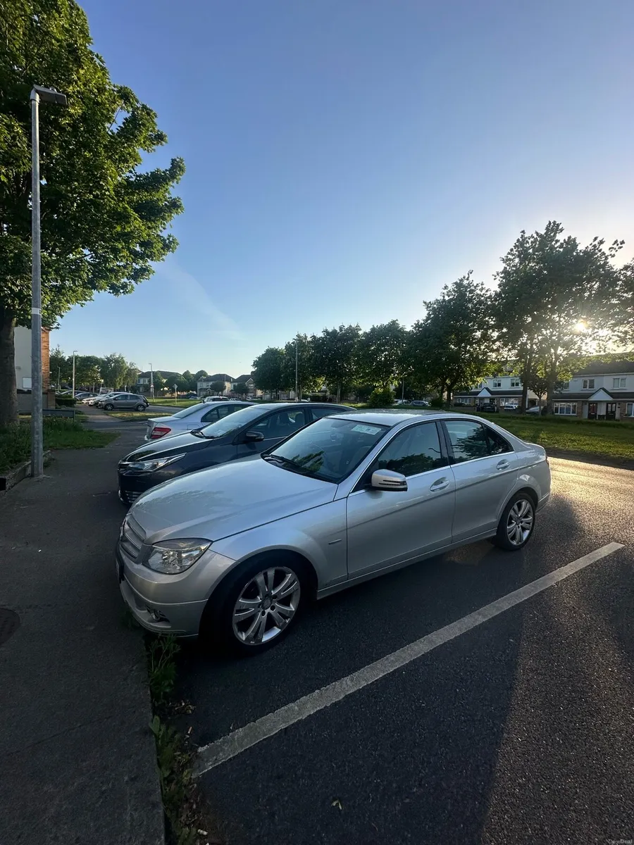 Price Drop-Mercedes C200 CDI Auto / 166k KM - Image 1