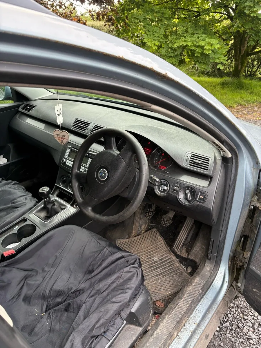 1.9TDI PASSAT ESTATE - Image 4