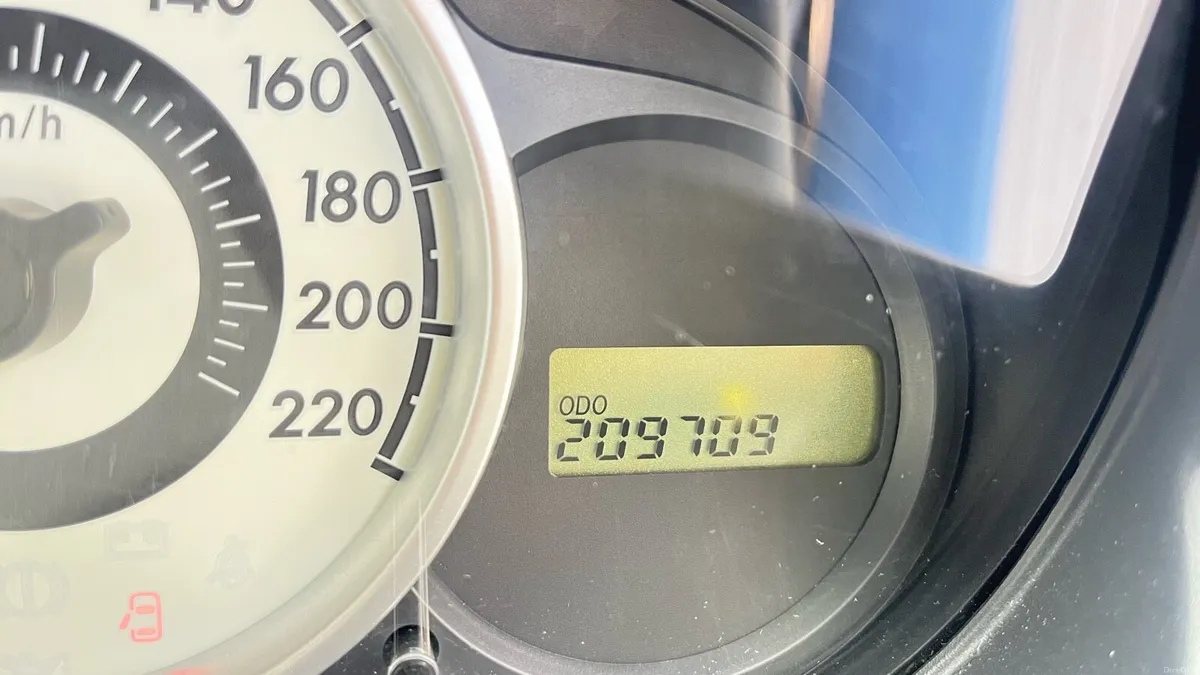 Mazda 2  209,709km - Image 3