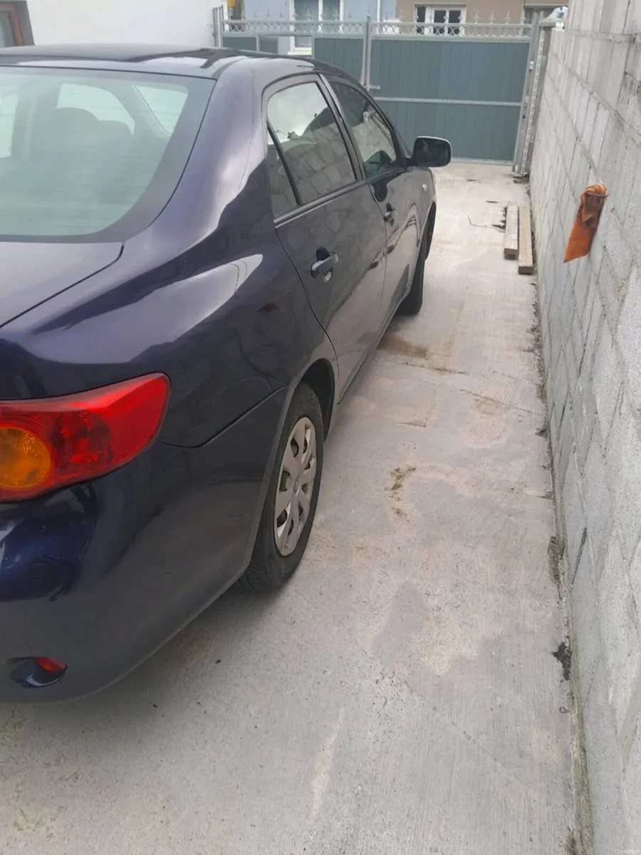 Car - Image 4