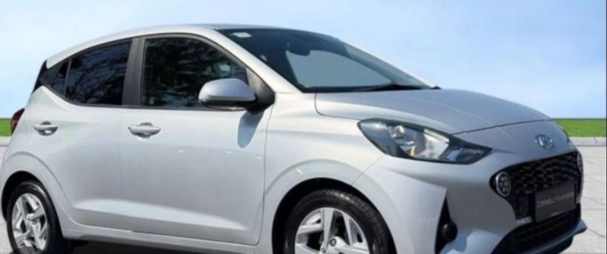Hyundai i10 Deluxe 2022 - Image 4