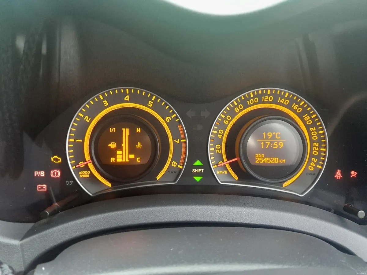 Toyota Auris 2007 - Image 3