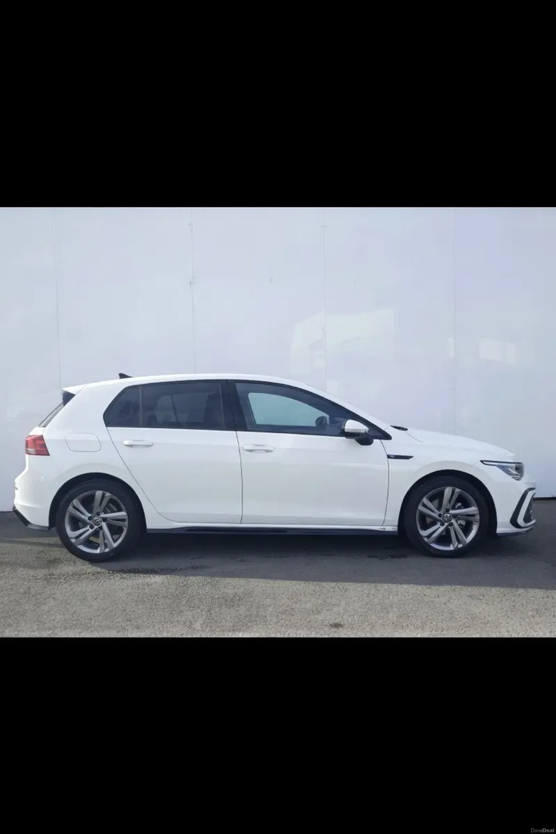 **Volkswagen Golf R-Line** Low Km’s - Image 4