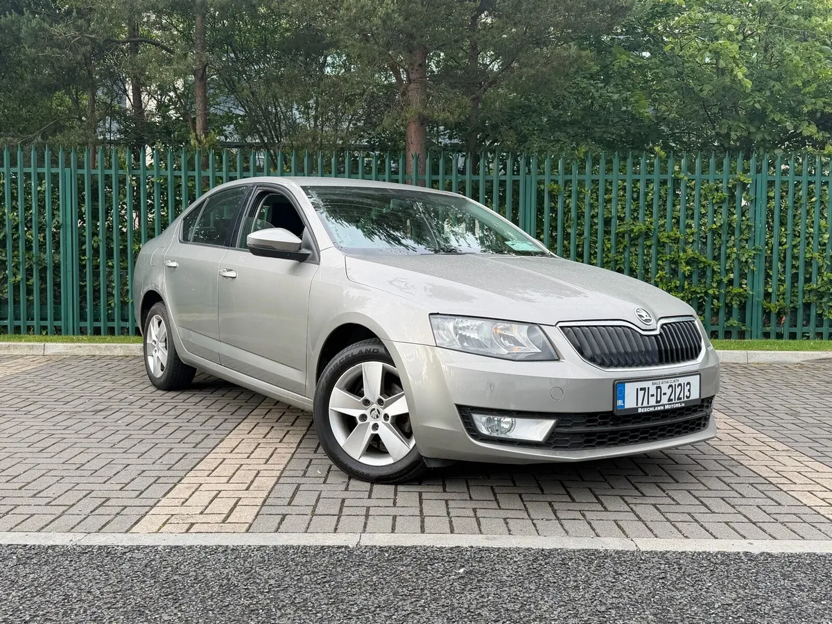 SKODA OCTAVIA 1.6 DIESEL AUTOMATIC NCT 02/27 - Image 1