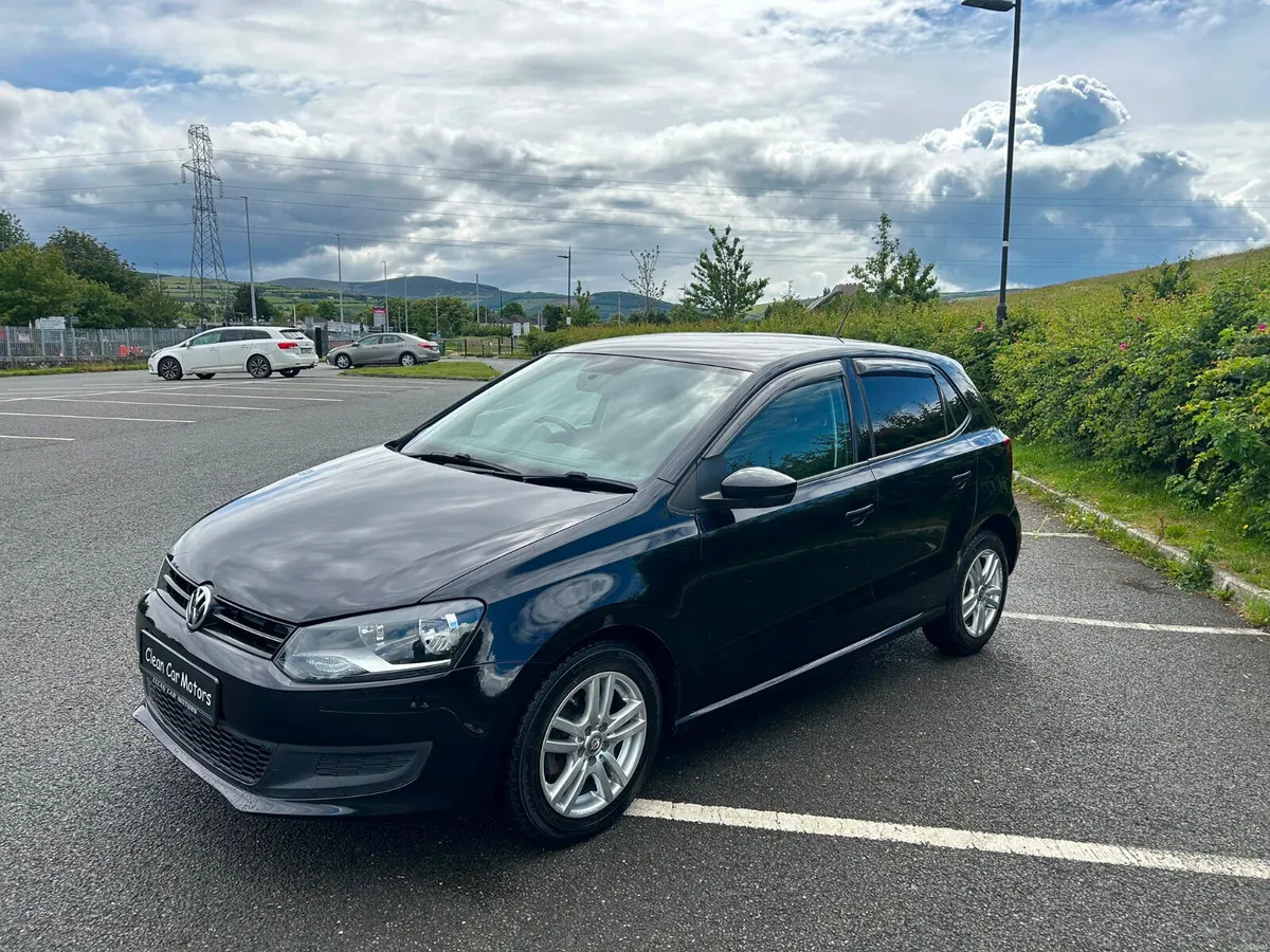 VOLKSWAGEN POLO 2013 AUTOMATIC - Image 4