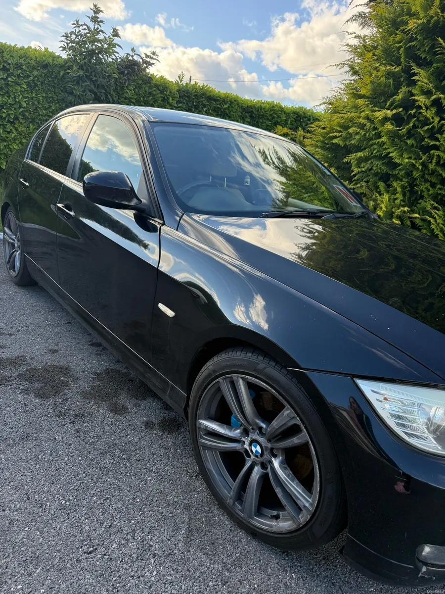 BMW E90 2010 - PLEASE READ THE DESCRIPTION - Image 4