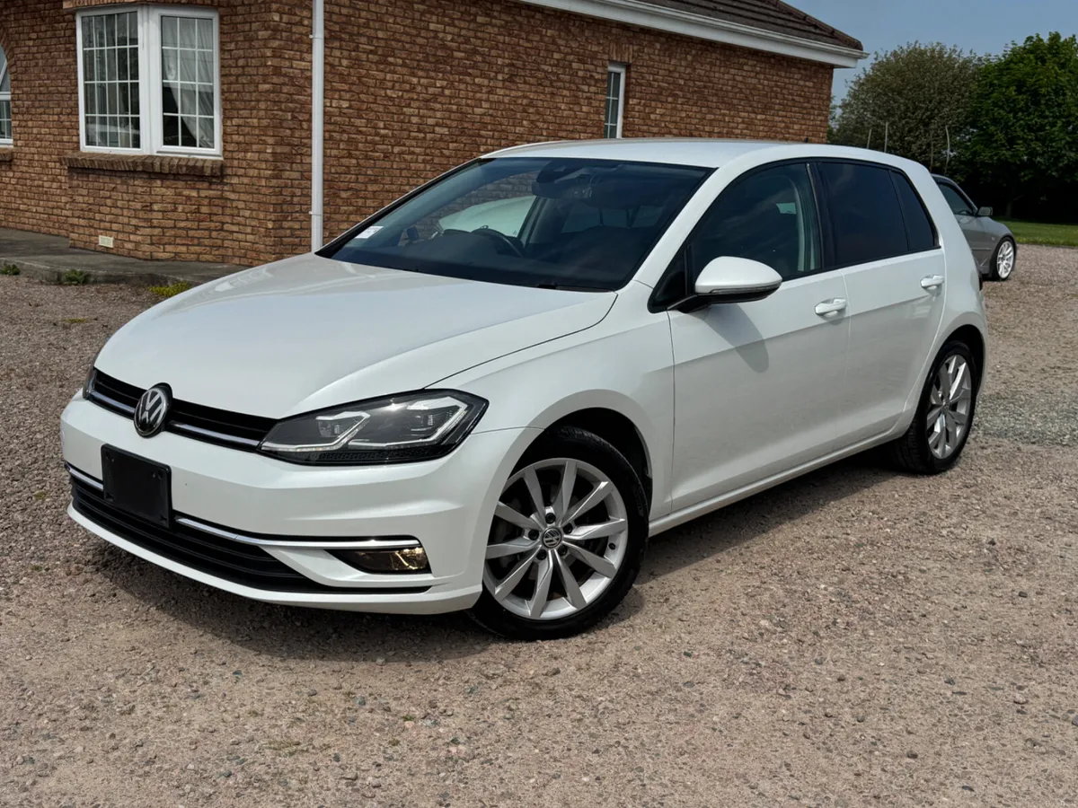 181 Volkswagen Golf Highline 1.4 DSG - Image 2