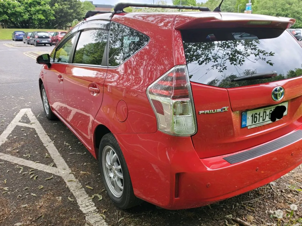 Toyota prius 7 seater - Image 3