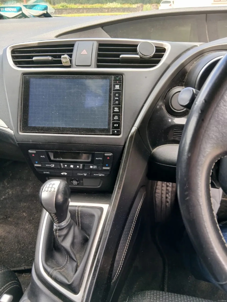 Honda civic - Image 4