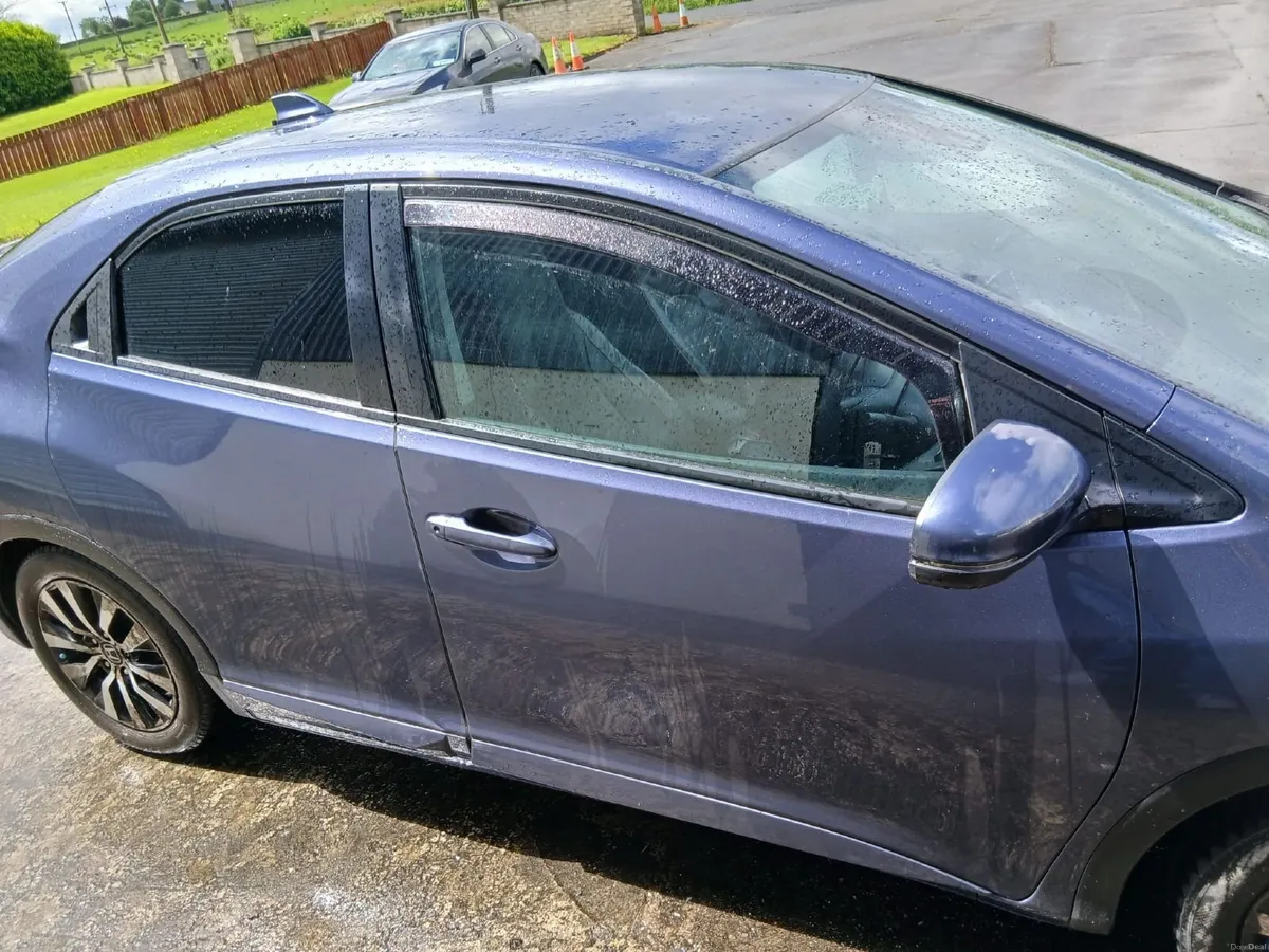 Honda civic - Image 3