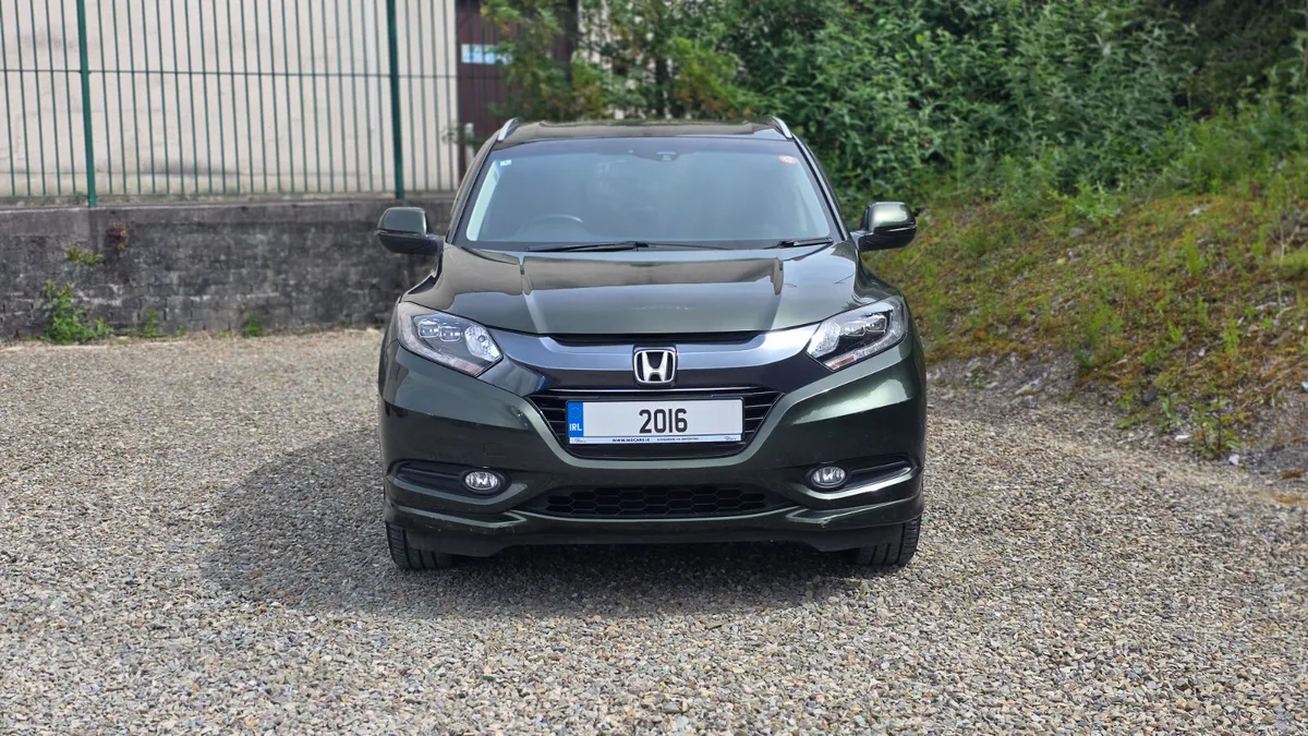 2016 Honda Vezel Hybrid - Image 3