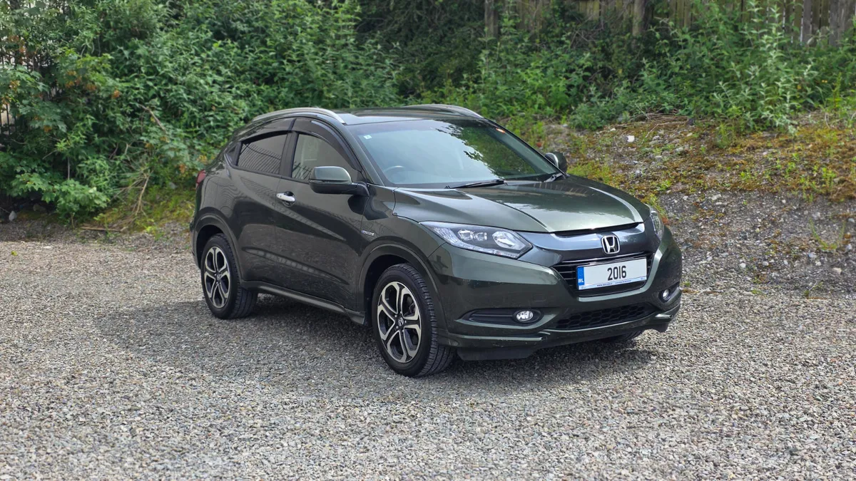 2016 Honda Vezel Hybrid - Image 1