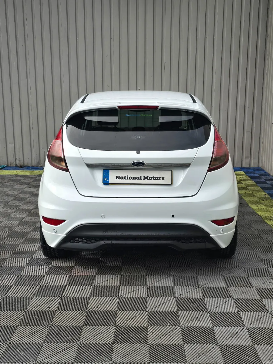 2014 Ford Fiesta Titanium 1.0 Petrol - Image 4