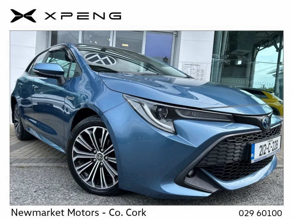Toyota Corolla HIGH SPECIFICATION SOL1.8 HYBRID 5 - Image 1