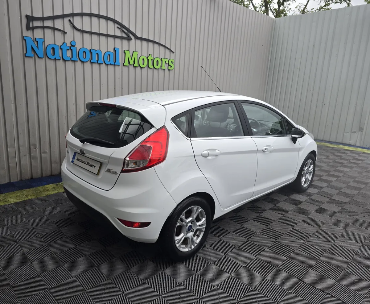 2015 Ford Fiesta 1.0 Petrol - Image 3