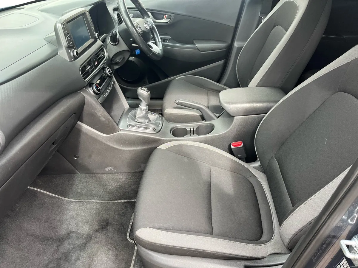 2018 Hyundai kona executive petrol - Image 2
