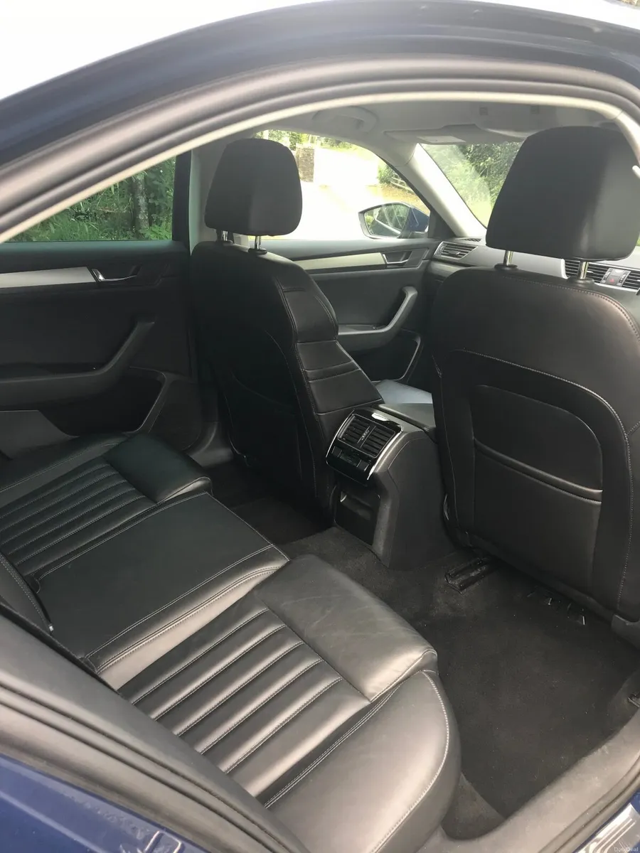 Skoda Superb 2016 - Image 3