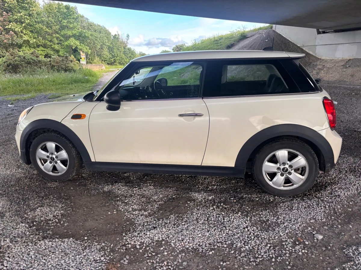 MINI COOPER (NEED GONE ASAP GOING ABROAD) - Image 5