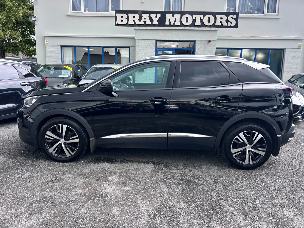 2018 PEUGEOT 3008 1.2 PETROL ALLURE AUTO LOW KMS - Image 3