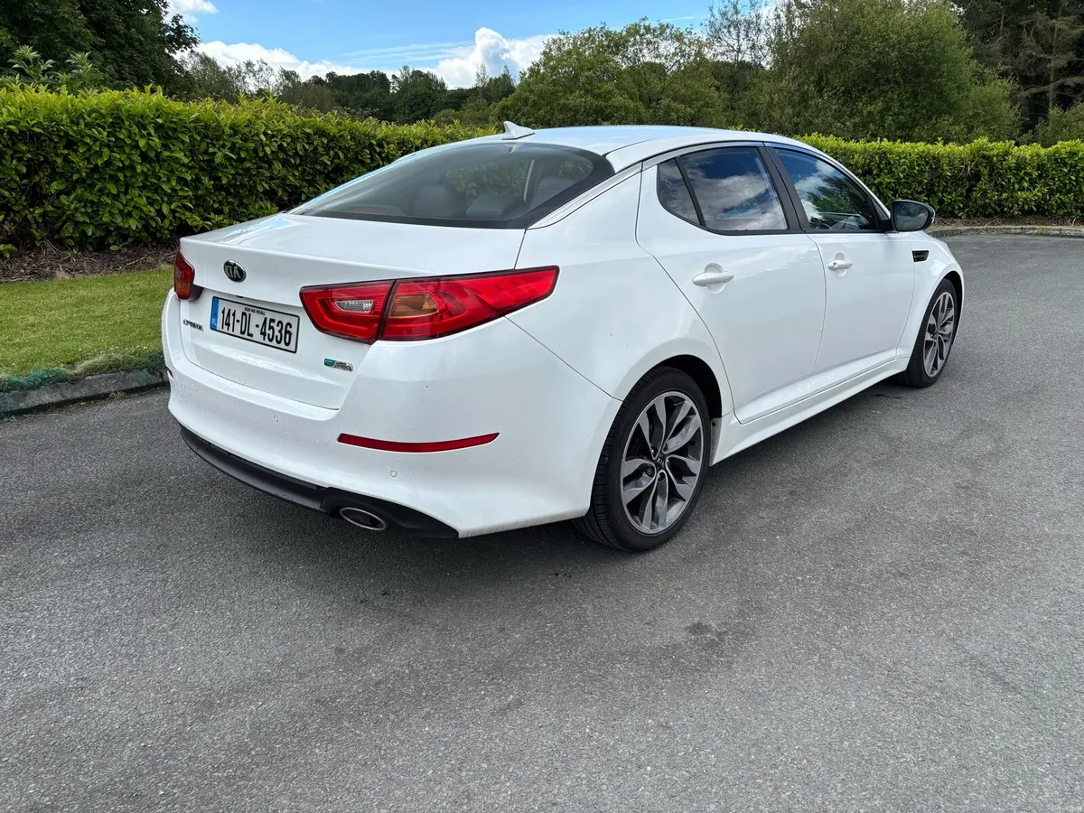 141 KIA OPTIMA 1.7CRDI PLATNUM NCT&TAX LEATHER - Image 4