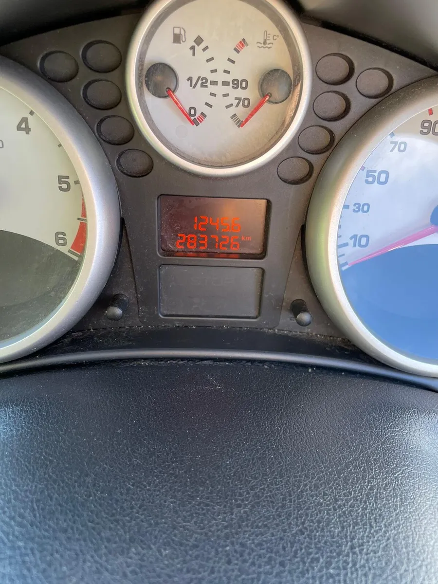 2010 Peugeot 207 HDi - Image 4