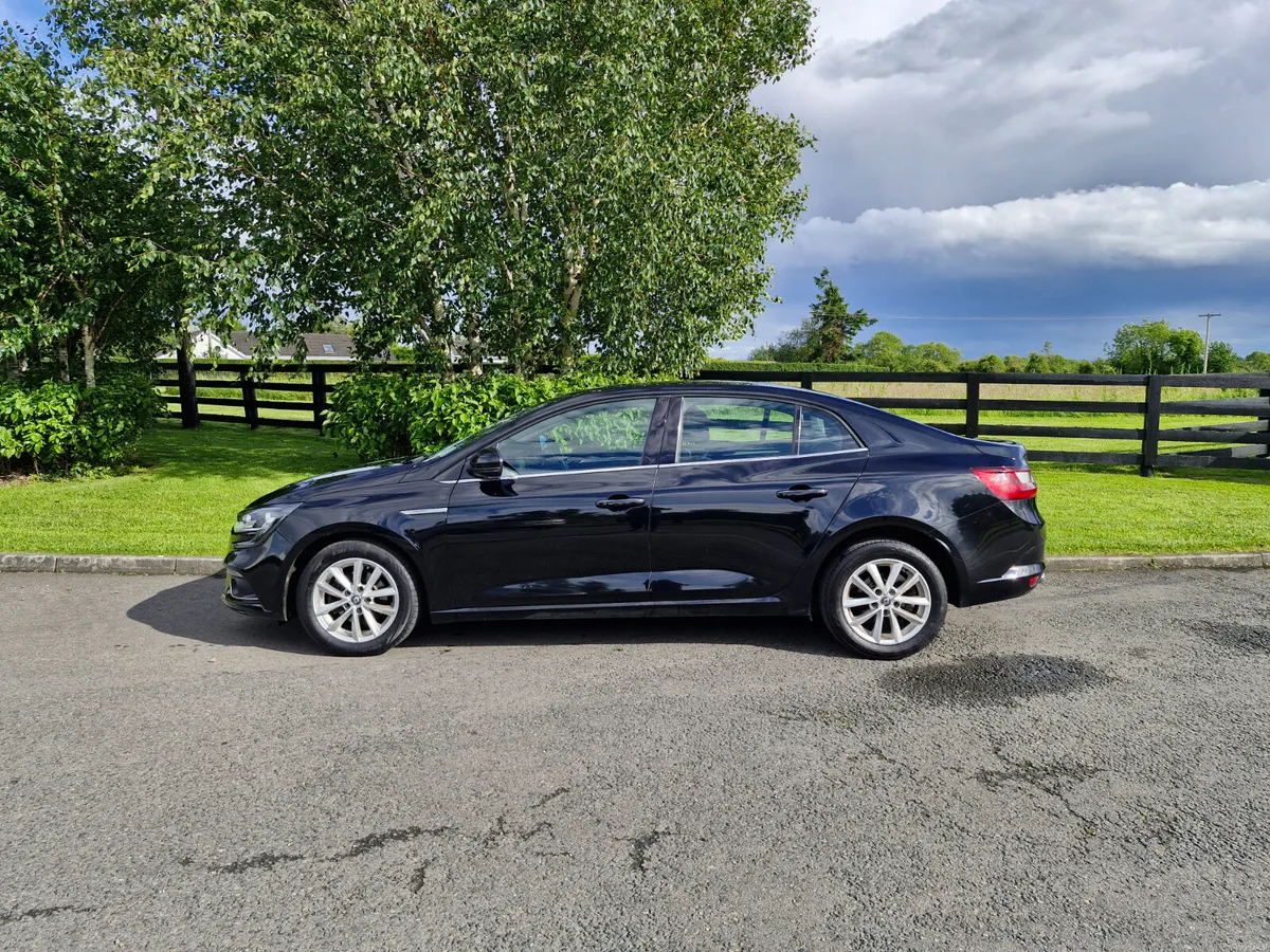 Renault Megane Diesel (NCT TESTED AND TAXED)!!! - Image 6