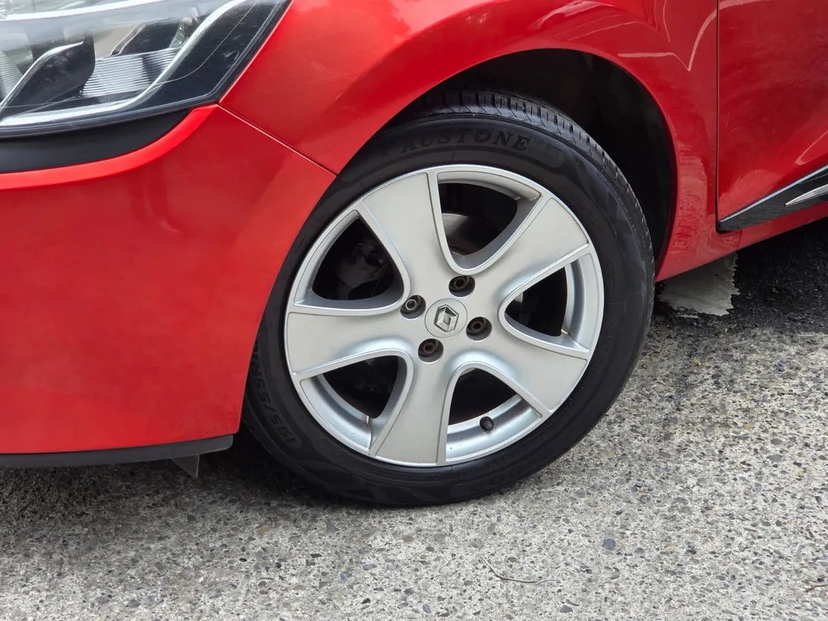 Renault Clio 2015 - Image 4