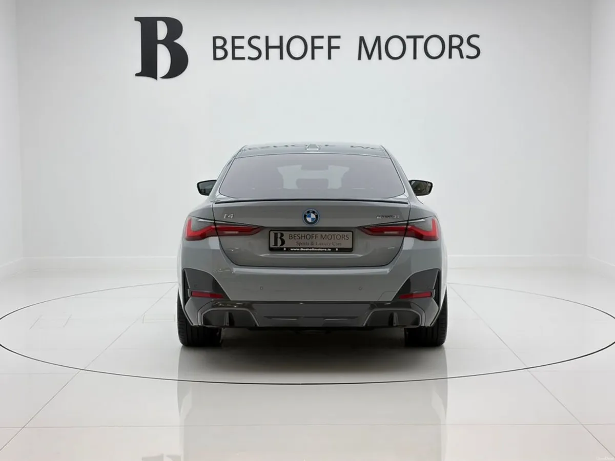 BMW i4 35 M-SPORT PRO=ONLY 14000 MILES//HUGE SPEC/ - Image 4