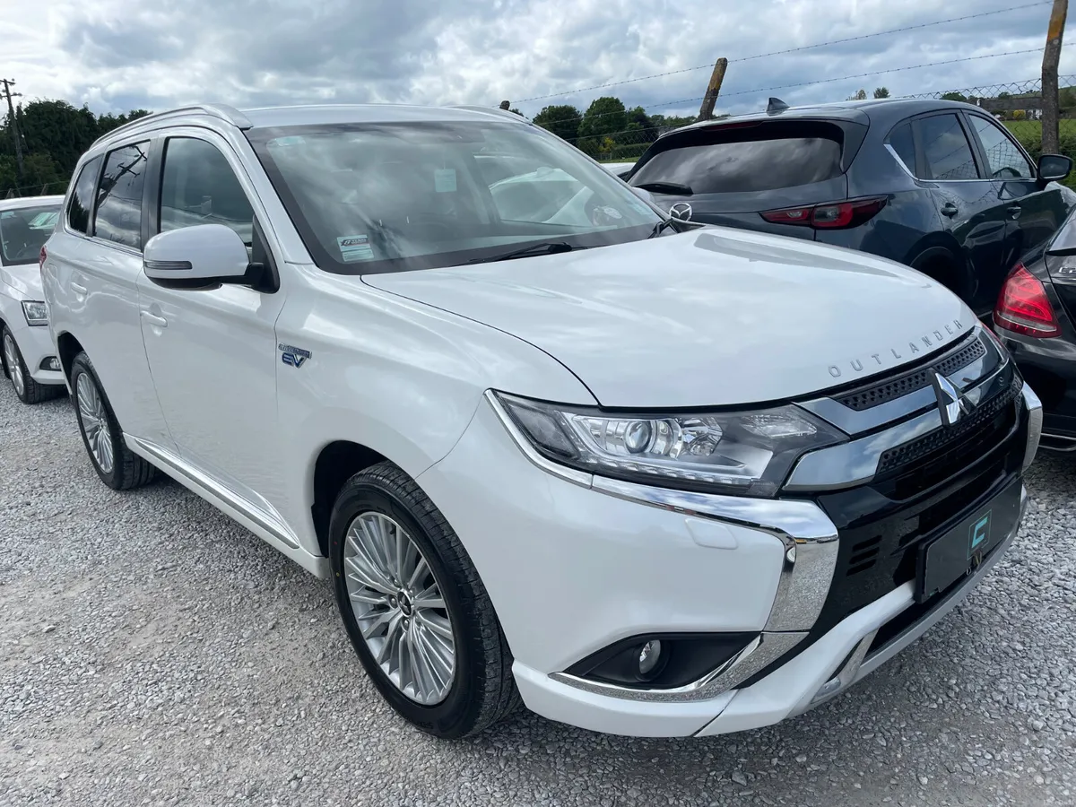 Mitsubishi Outlander - Image 2