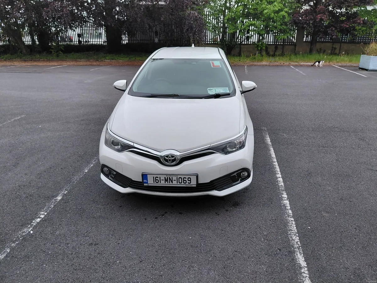 Toyota Auris 2016 - Image 1