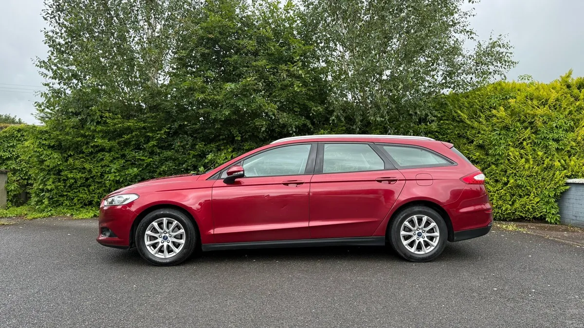 Ford Mondeo Zetec 1.6 TDCI - Image 4