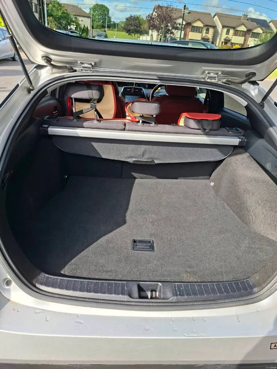 Toyota prius 20162 Two Years NCT - Image 5