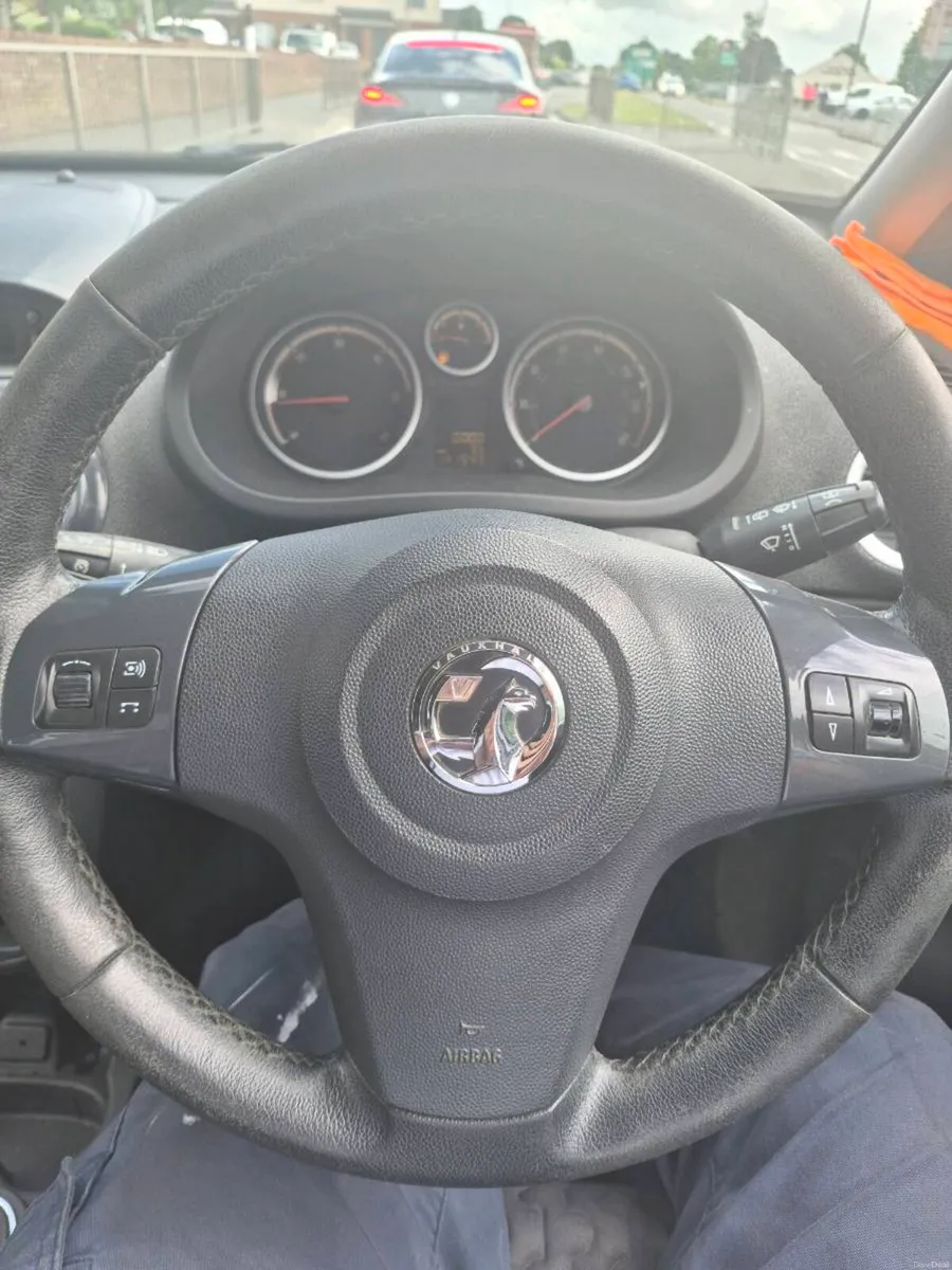 Vauxhall corsa 1.3 diesel - Image 6