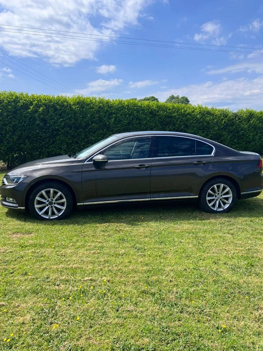 Volkswagen Passat 2017 - Image 4
