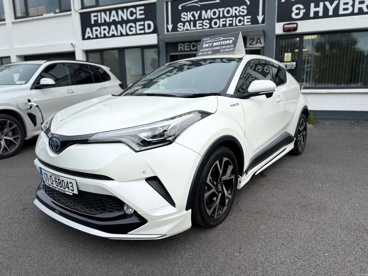 2017 Toyota C-HR 1.8 Hybrid Auto,Top Specs Leather - Image 4