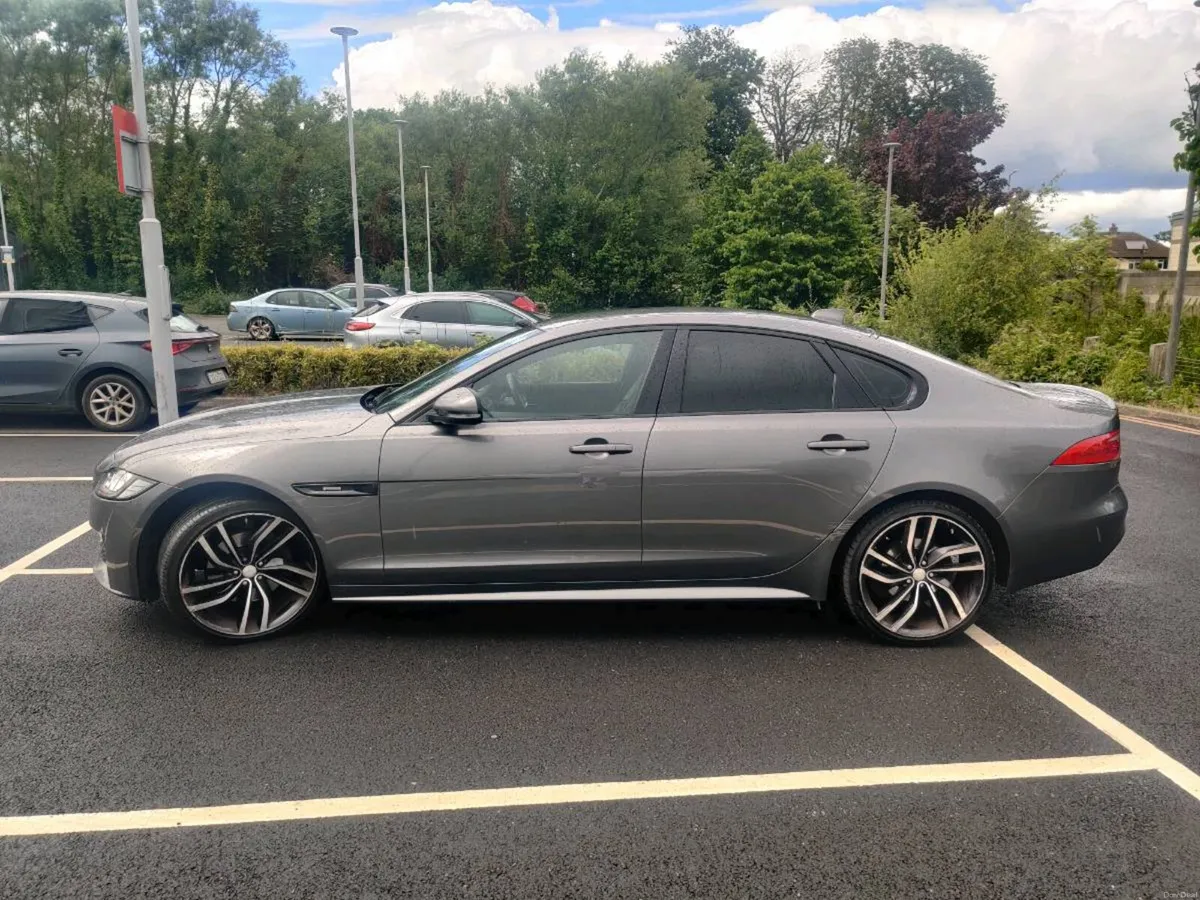 Jaguar XF 2.0D R-sport 163PS 4DR - Image 3