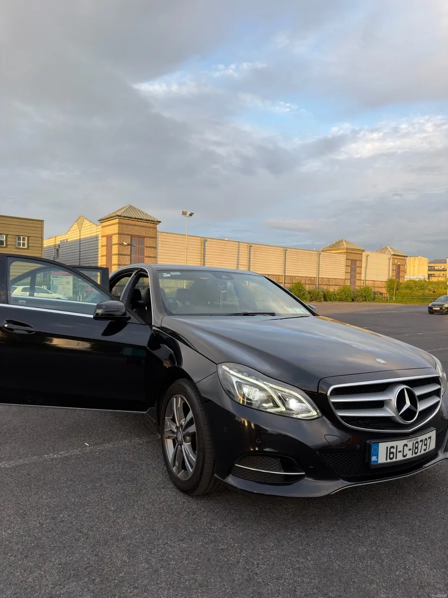 Mercedes E Class 220d - Image 4