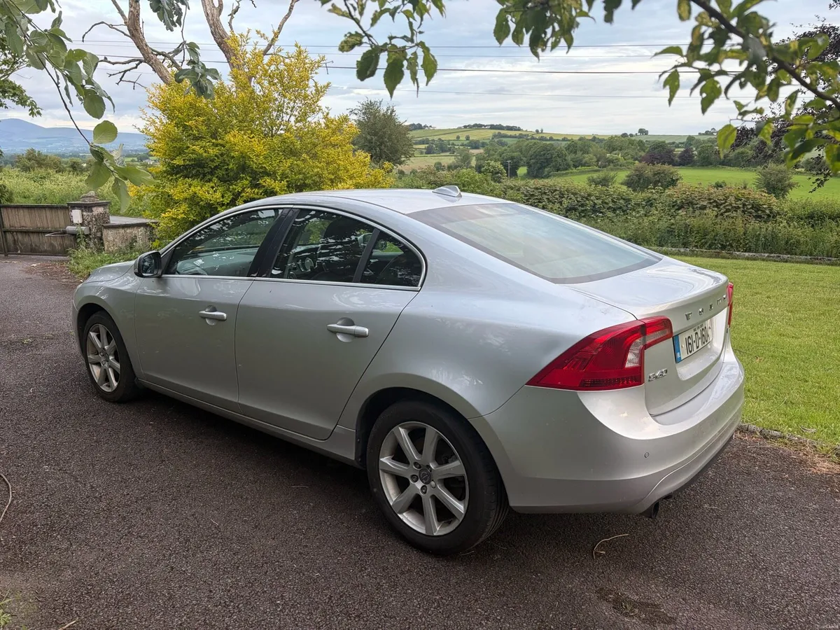 2016 Volvo S60 - Image 2