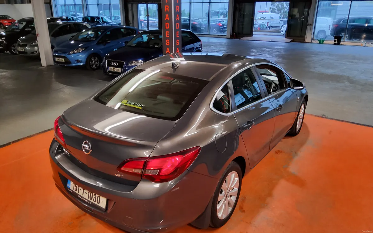 Opel Astra 2015 - Image 3